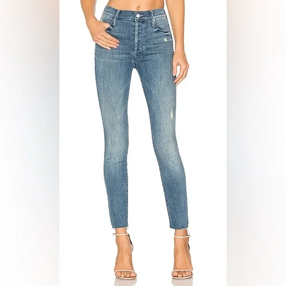 MOTHER Denim The Stunner in Graffiti Girl Size 28 - Picture 1 of 5